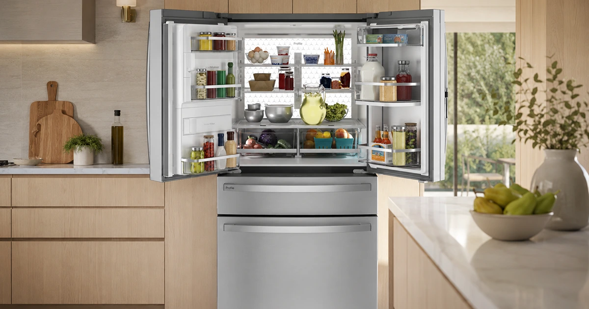 GE Profile PVD28BYNFS Refrigerator